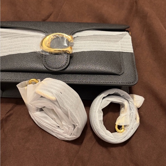 Coach Shoulder Crossbody Bag - Picture 14 of 16